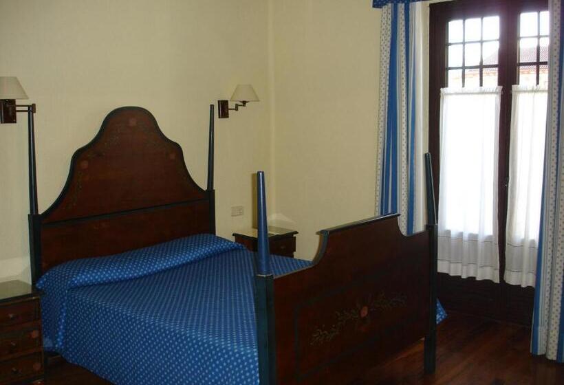 酒店 Hostal Ayestaran Ii