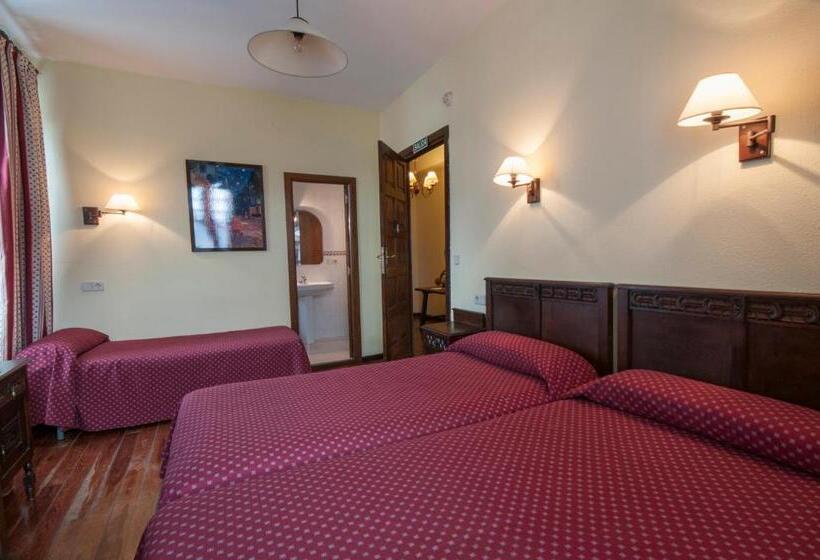 酒店 Hostal Ayestaran Ii