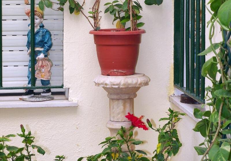 호텔 Hostal Azahara