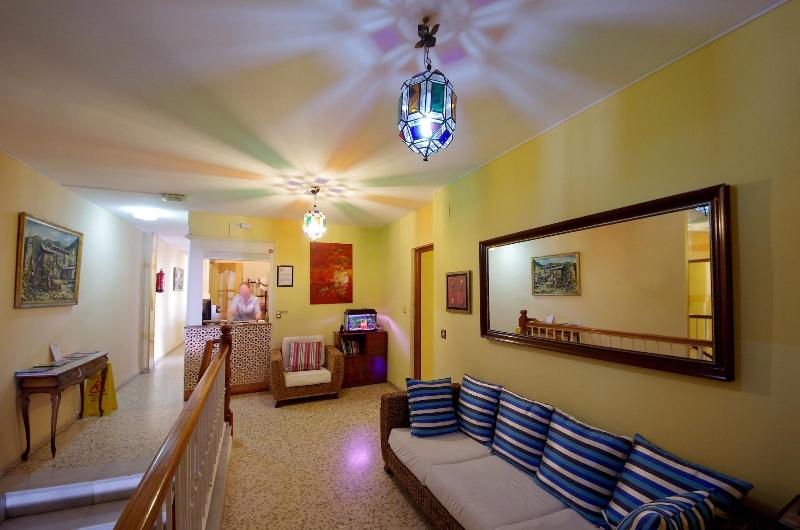 호텔 Hostal Azahara