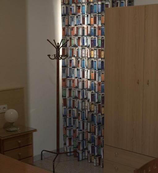 فندق Hostal Casa Juan