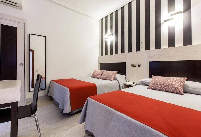 فندق Hostal Castilla I Atocha