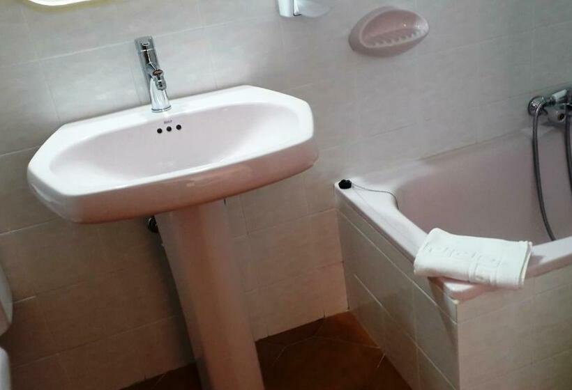 בית מלון כפרי Blue Spot