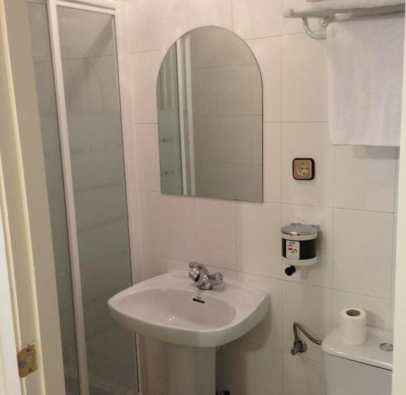 فندق Hostal Cervantes