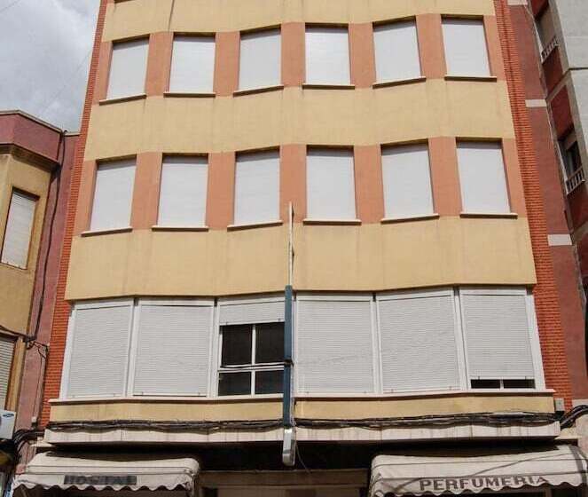 هتل Pensión España 2 Estrellas Cehegin