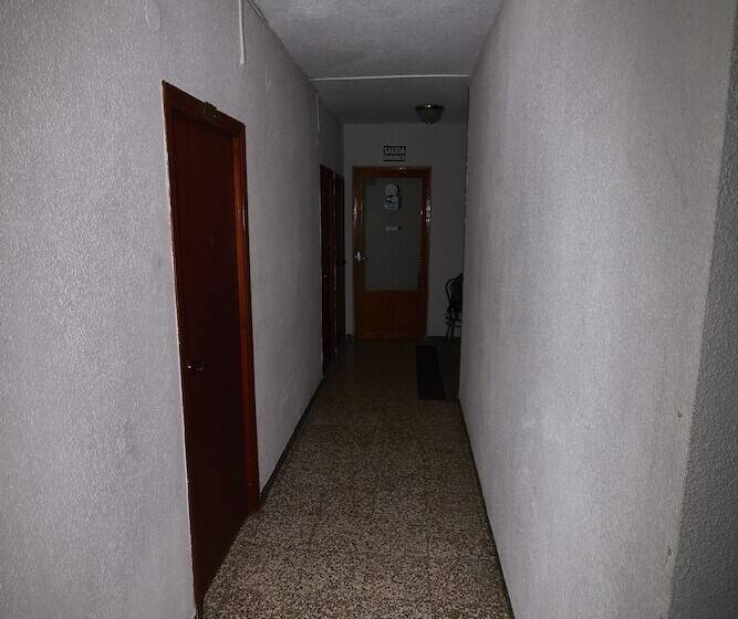 هتل Pensión España 2 Estrellas Cehegin