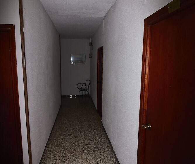 هتل Pensión España 2 Estrellas Cehegin