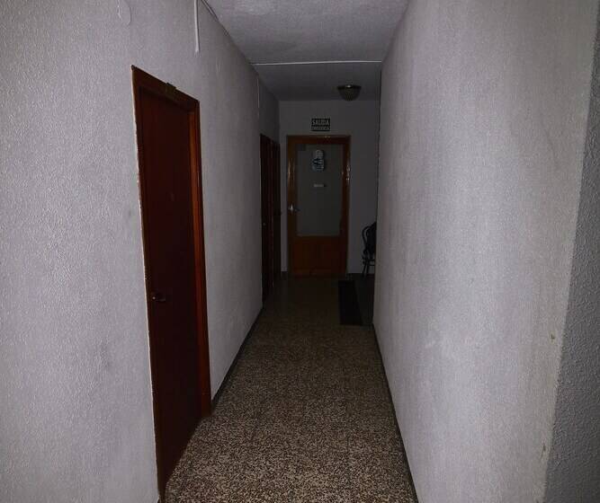 هتل Pensión España 2 Estrellas Cehegin