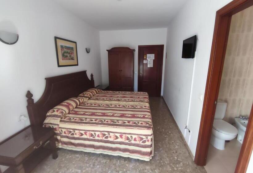 ホテル Hostal Europa