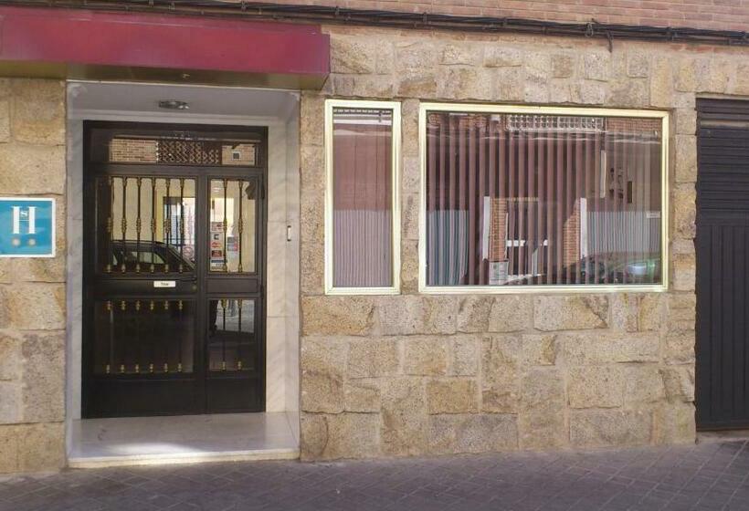 ホテル Hostal Juanito