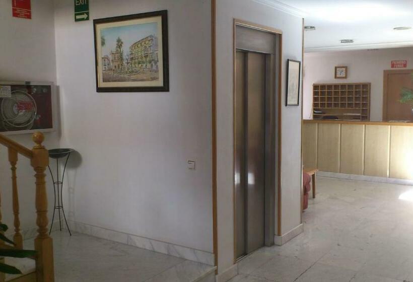 ホテル Hostal Juanito