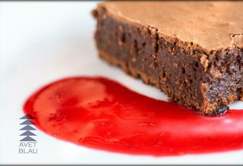 Hotel Hostal L Avet Blau