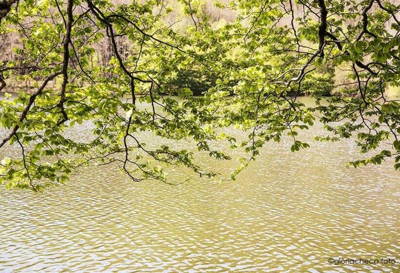 Hotel Hostal L Avet Blau