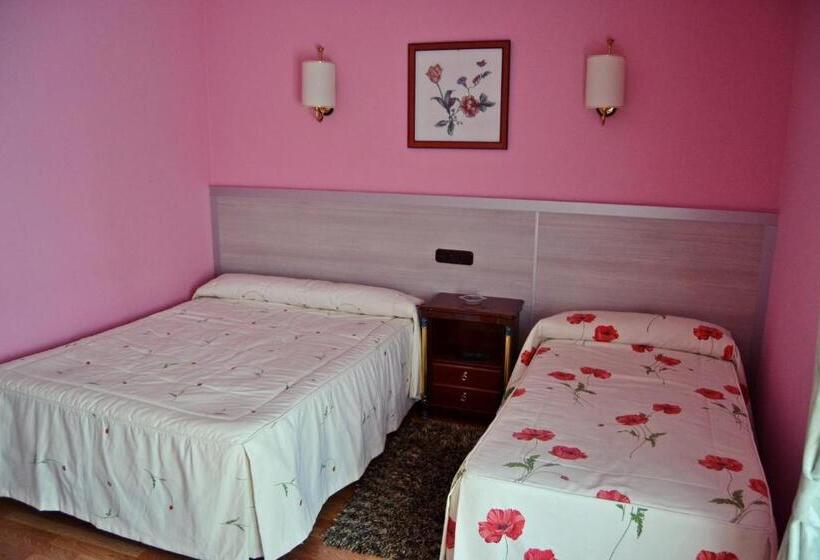 호텔 Hostal La Corte