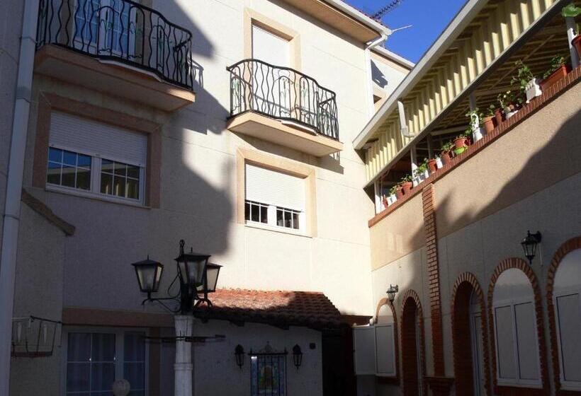 호텔 Hostal La Corte