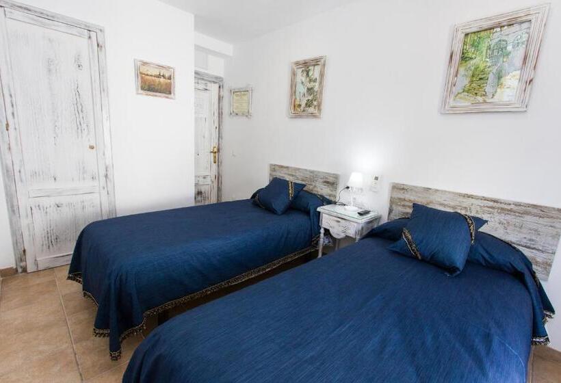 ホテル Hostal La Estrella