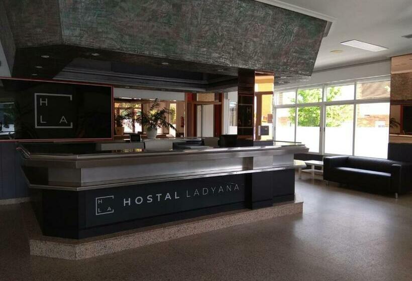 ホテル Hostal Lady Ana Maria