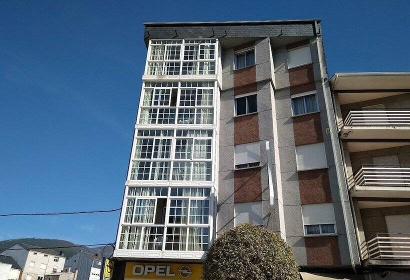 Hotel Hostal Mayo