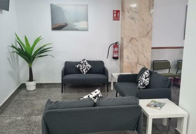 ホテル Hostal Nerjasol