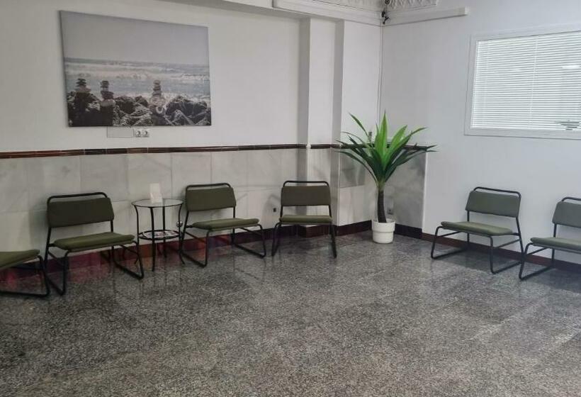 ホテル Hostal Nerjasol