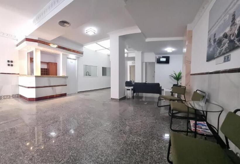 ホテル Hostal Nerjasol