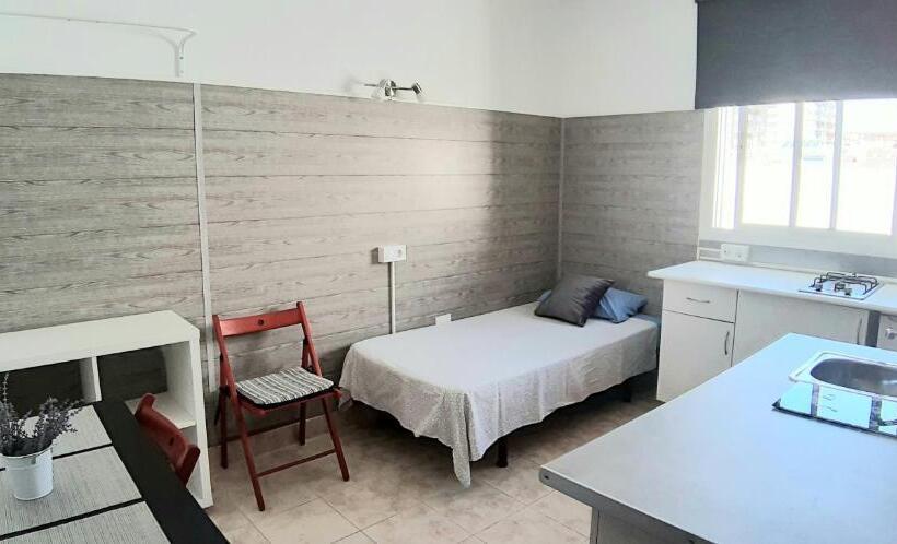 호텔 Hostal Nevada