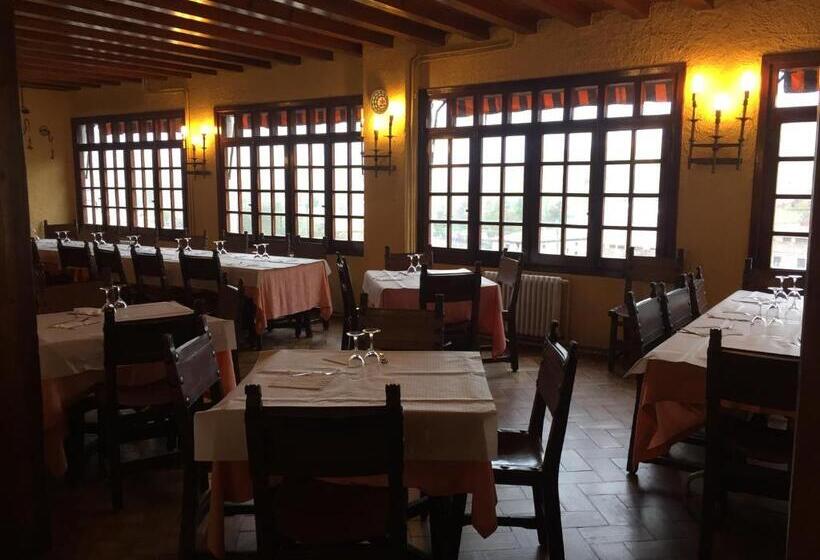 בית מלון כפרי Hostal Pancorbo