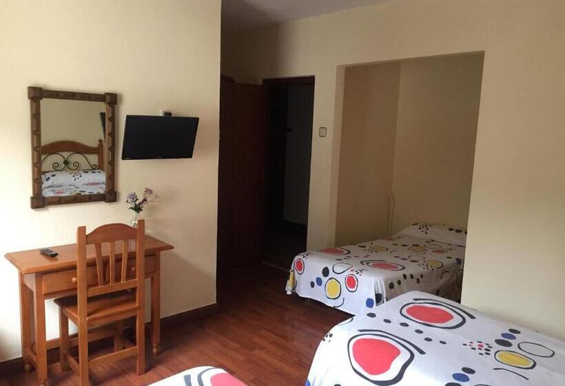 בית מלון כפרי Hostal Pancorbo