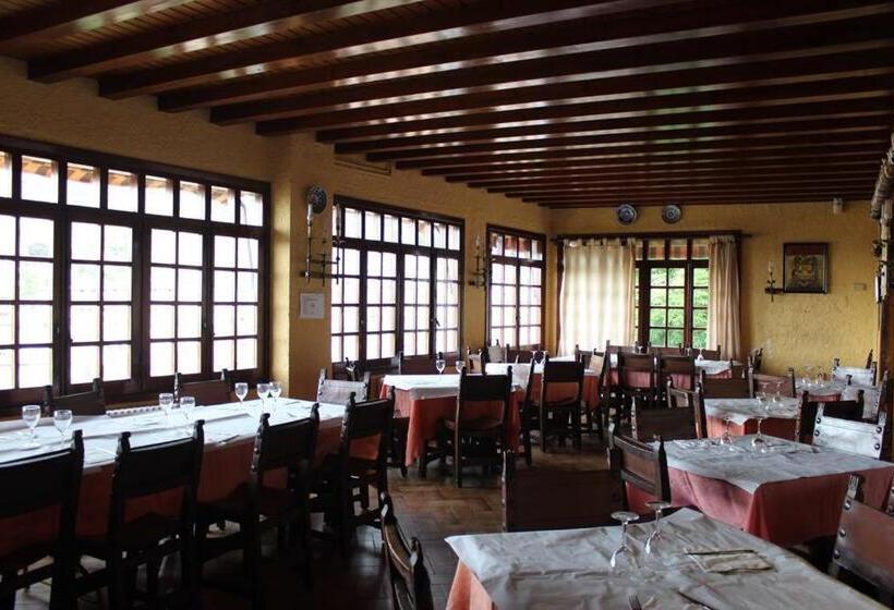 בית מלון כפרי Hostal Pancorbo