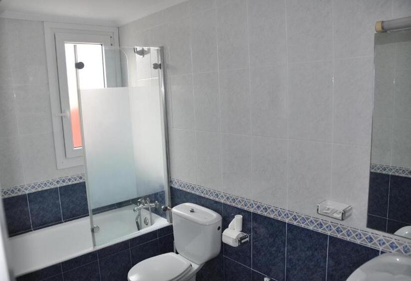 ホテル Hostal Restaurant Jose Luis