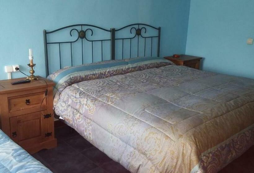 בית מלון כפרי Hostal Restaurante Ceres