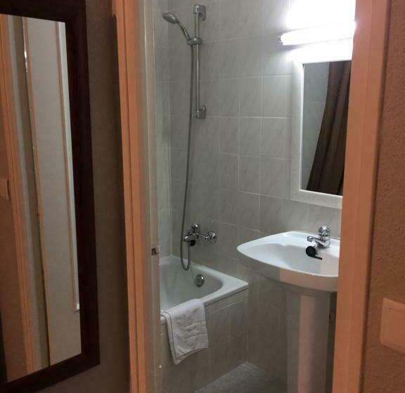 호텔 Hostal Rosales