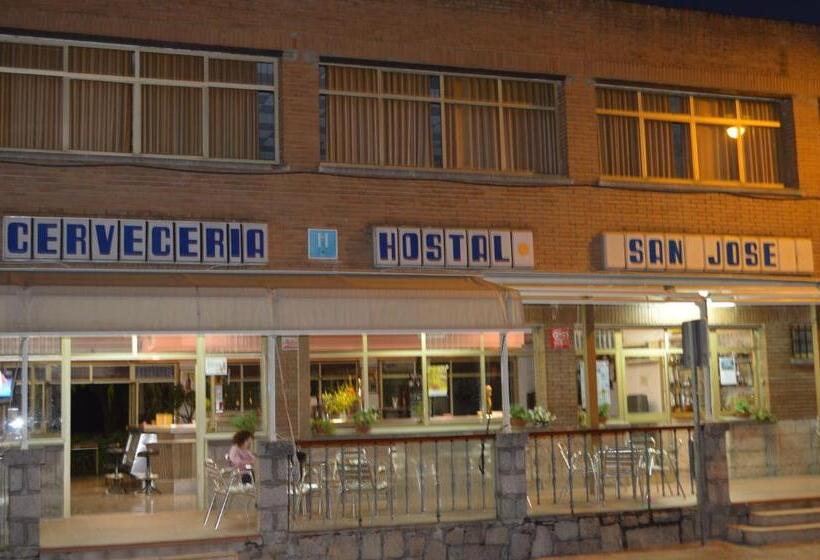 فندق Hostal San José