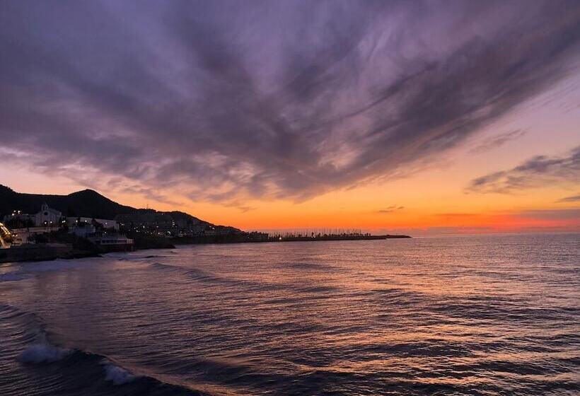 هتل Madison Rooms