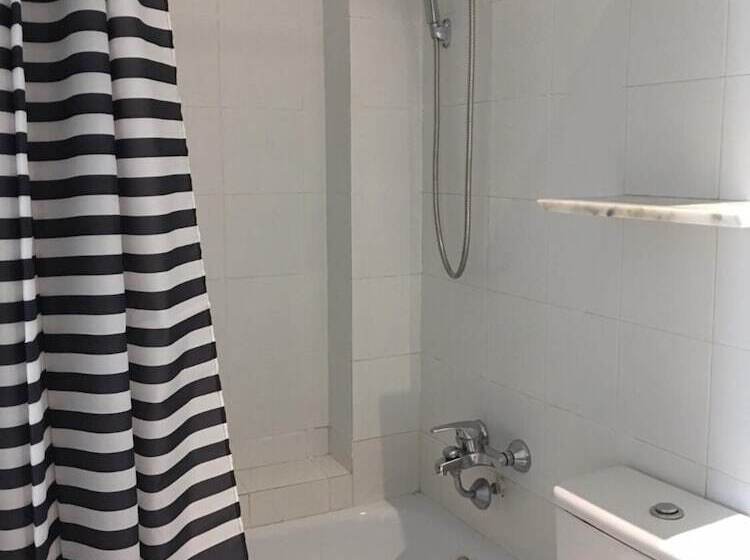 호텔 Madison Rooms