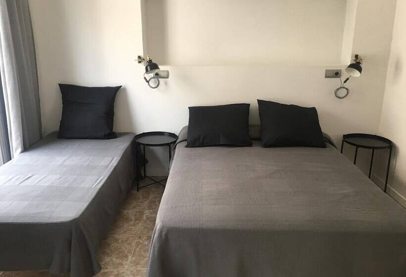 호텔 Madison Rooms