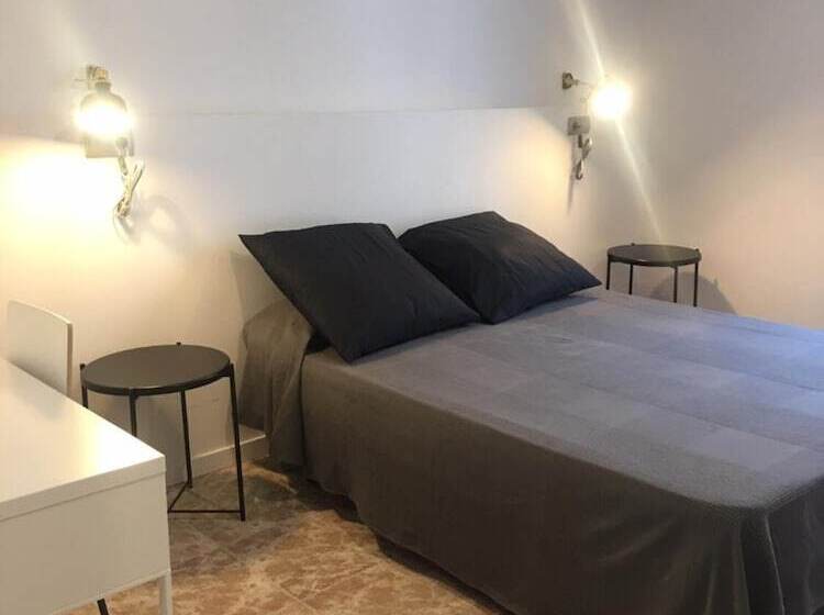 هتل Madison Rooms