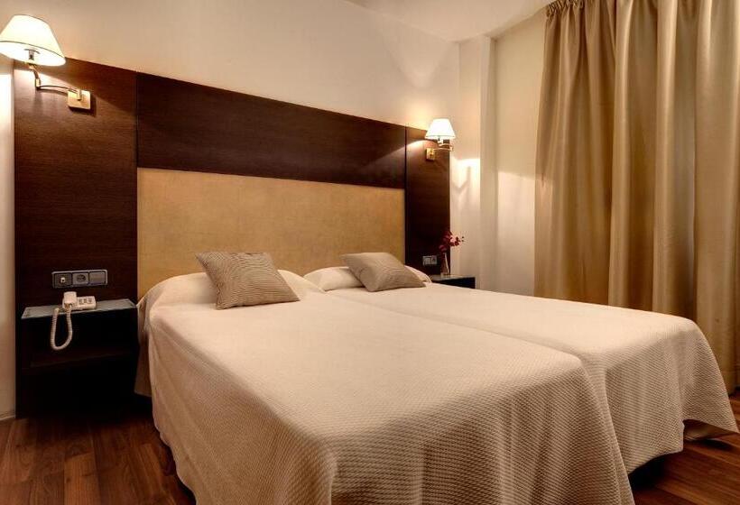 호텔 Madrid Torrejon Plaza