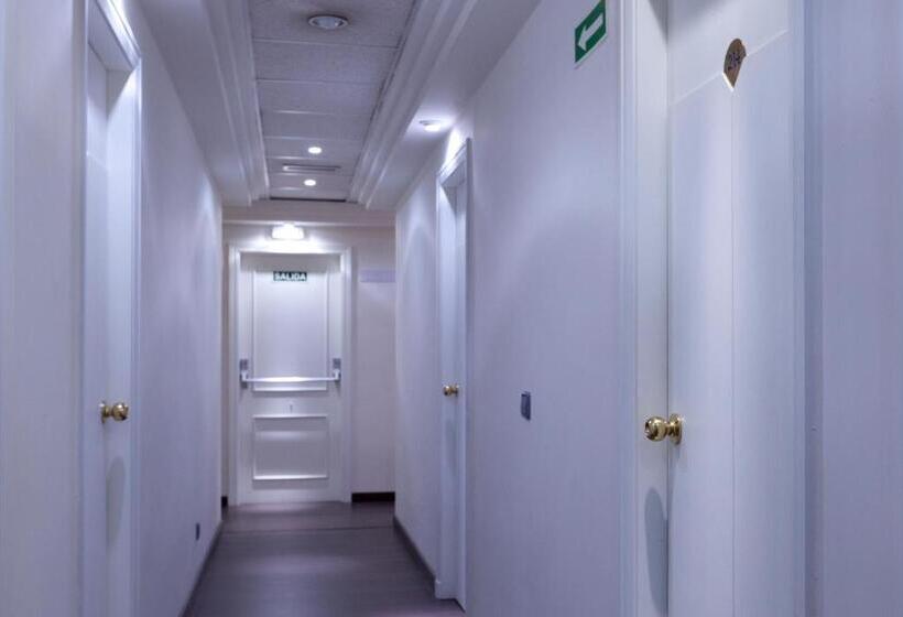 호텔 Madrid Torrejon Plaza