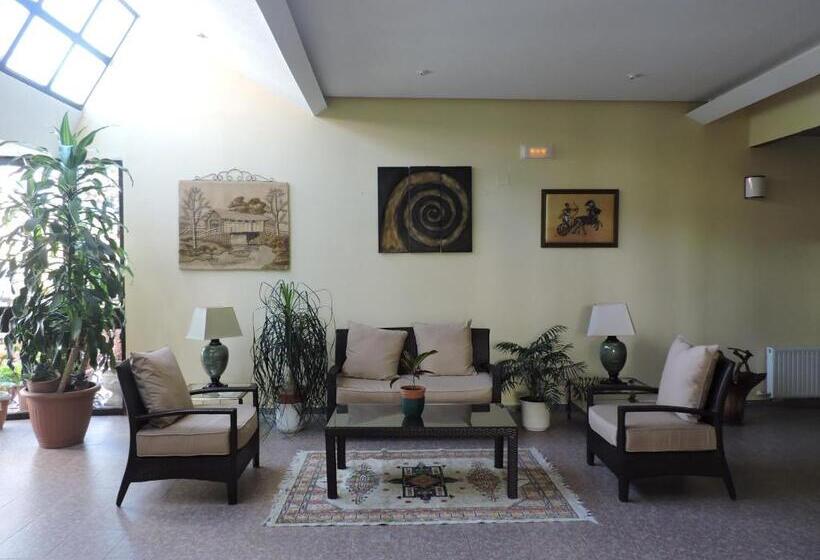 ホテル Mirasierra