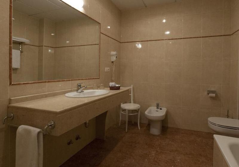 Hotel Norte Y Londres