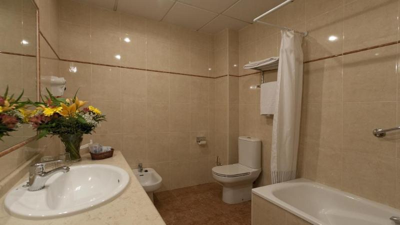 هتل Norte Y Londres