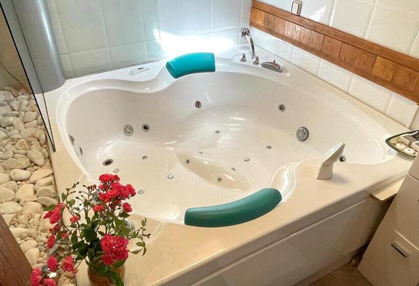 Отель Peruskenea