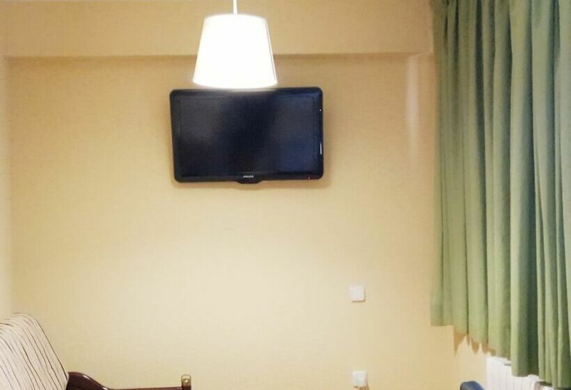 هتل Hostal Puerta Bonita Vista Alegre