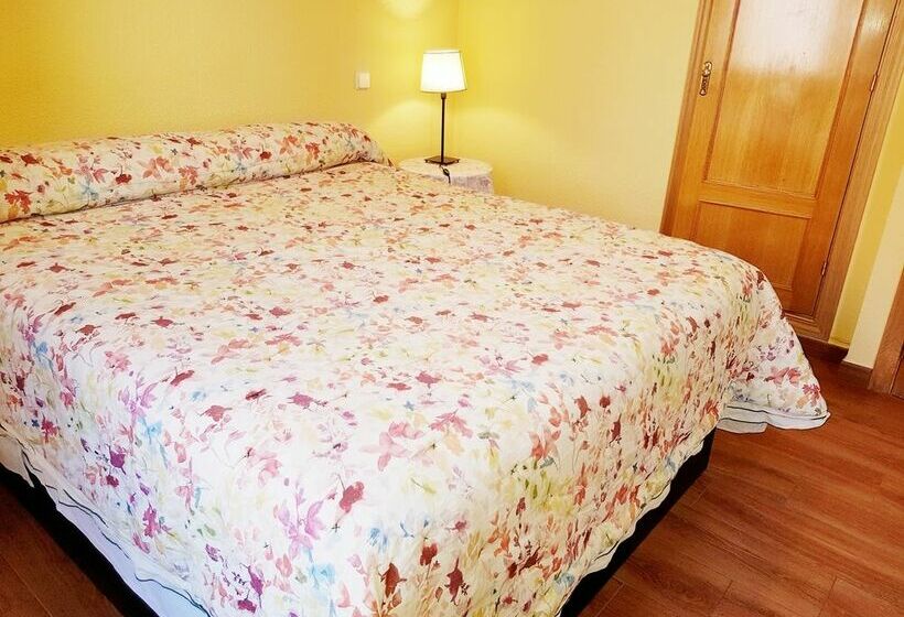 هتل Hostal Puerta Bonita Vista Alegre