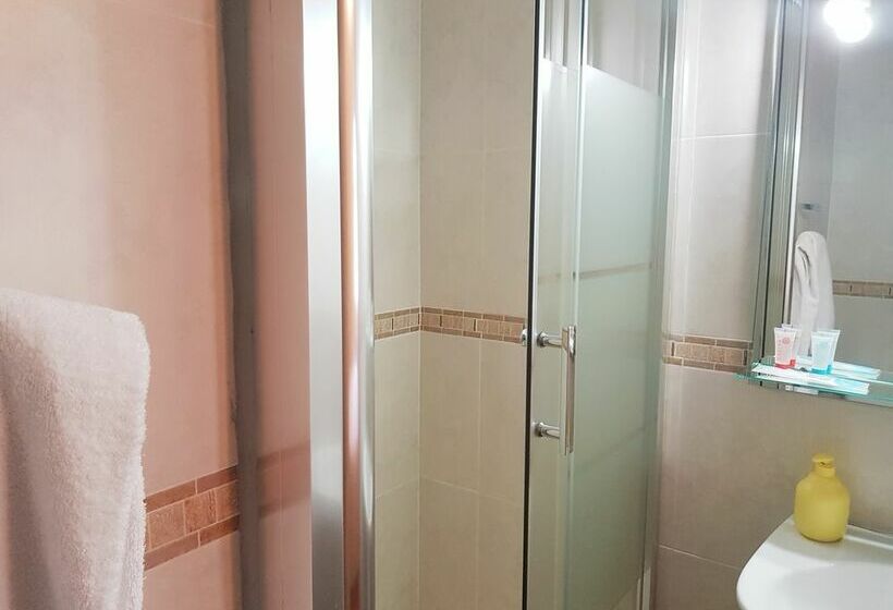 هتل Hostal Puerta Bonita Vista Alegre