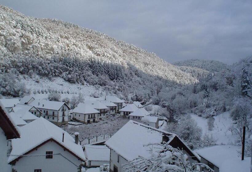 فندق Rural Besaro   Selva De Irati