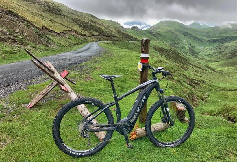 فندق Rural Besaro   Selva De Irati