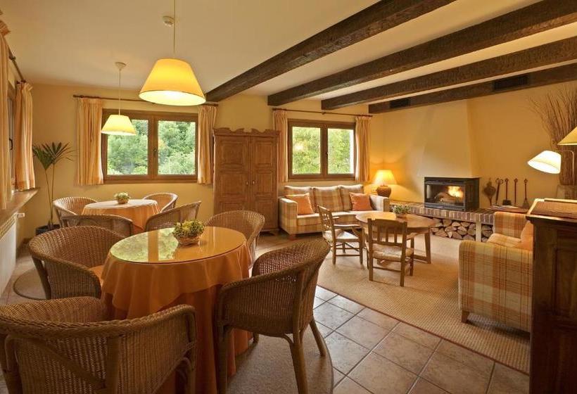 فندق Rural Besaro   Selva De Irati