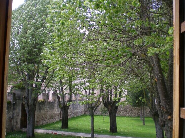 هتل روستایی Puerta Romeros